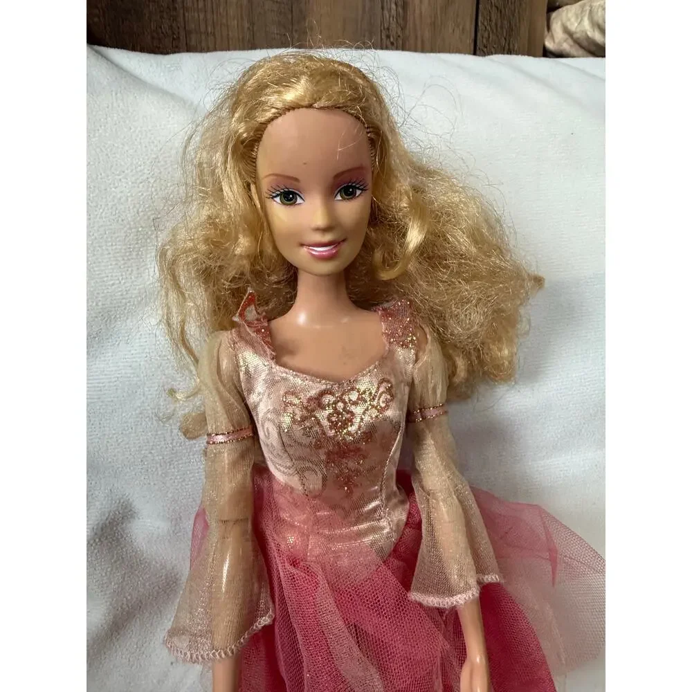 Vintage 1999 Dancing Princess‎ Genevieve Barbie Doll 15”